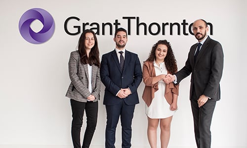 Wayne Pisani and students of the Malta Students's Society