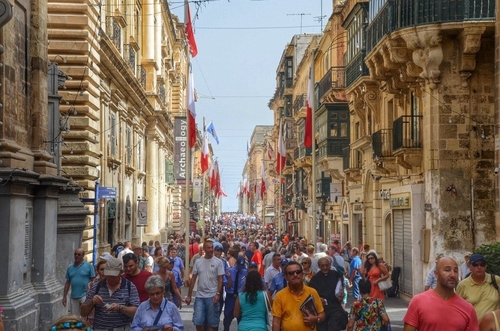 Photo of a crowded street in Valletta, Malta